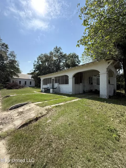 Exterior - 104 S First St, Osyka, MS 39657 photo 5 of 7