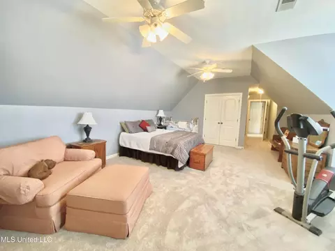 Bedroom - 6459 Cheyenne Dr, Olive Branch, MS 38654 photo 5 of 5