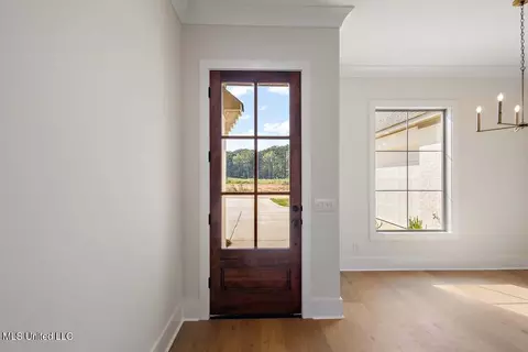 Entry Way - 416 Aurora Cir, Canton, MS 39046 photo 1 of 4