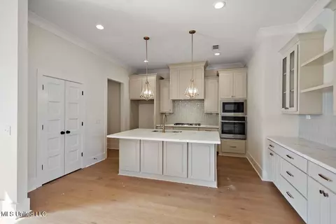 Kitchen - 416 Aurora Cir, Canton, MS 39046 photo 1 of 2