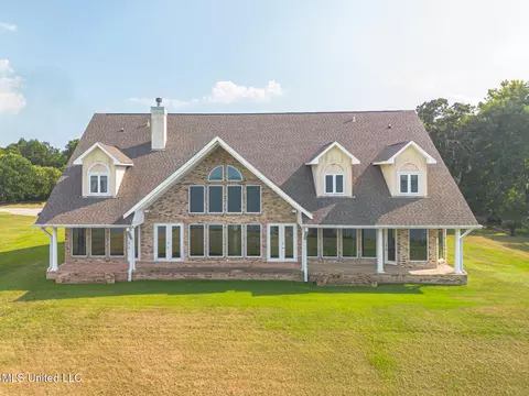 473 Jordan Dr, Biloxi, MS 39531