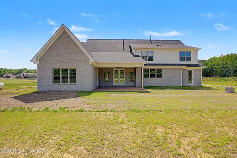 Exterior - 4644 Taylor Trl, Hernando, MS 38632 photo 4 of 5