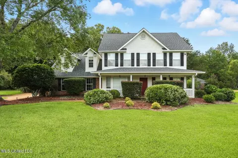 130 Pinehaven Pl, Clinton, MS 39056