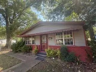 611 N 3rd Ave, Greenwood, MS 38930