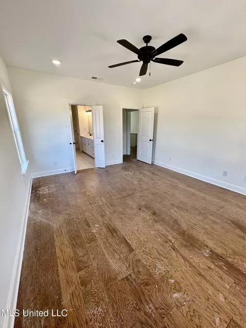 Bedroom - 1401 Creekside Ln, Hernando, MS 38632 photo 1 of 6