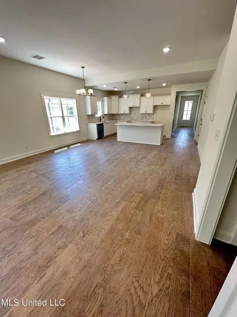 Other - 1401 Creekside Ln, Hernando, MS 38632 photo 1 of 8