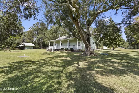 16081 Bill Bond Rd, Saucier, MS 39574 photo 3