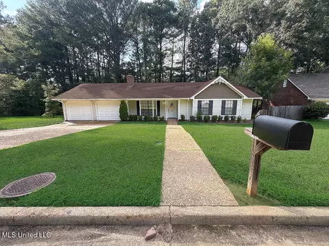 410 Heritage Pl, Jackson, MS 39212