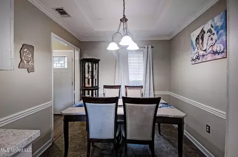 Dining - 103 Sweet Bay, Flowood, MS 39232 photo 2 of 2