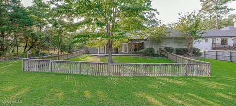 909 Monterey Dr, Madison, MS 39110 photo 7