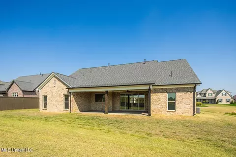 Exterior - 2115 Livingston Way, Hernando, MS 38632 photo 5 of 7