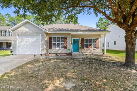 18512 Devin Ct, Gulfport, MS 39503