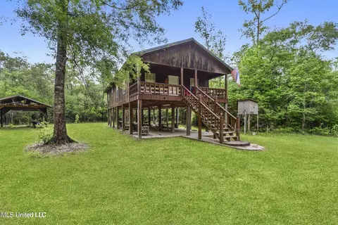 Exterior - 377 Deep Creek Rd # A, Wiggins, MS 39577 photo 4 of 6