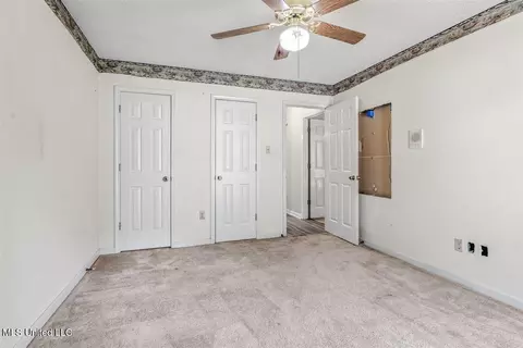 Bedroom - 8620 E Cedar Lake Dr, Walls, MS 38680 photo 4 of 5