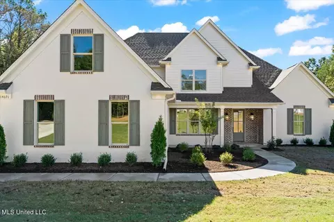 Exterior - 14691 Hidden Loop, Byhalia, MS 38611 photo 3 of 15