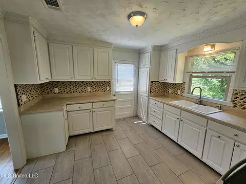Kitchen - 2445 Highway 16, Carthage, MS 39051 photo 3 of 3
