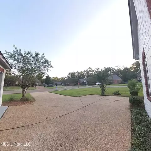 Exterior - 126 Turtle Ridge Dr, Brandon, MS 39047 photo 12 of 16