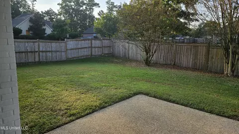 Exterior - 126 Turtle Ridge Dr, Brandon, MS 39047 photo 5 of 16