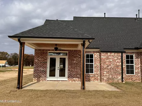 Exterior - 3617 Kreunen St, Nesbit, MS 38651 photo 5 of 5