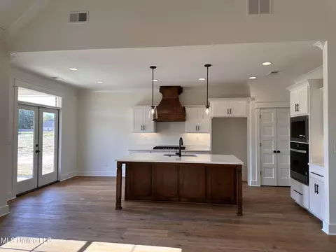 Kitchen - 3617 Kreunen St, Nesbit, MS 38651 photo 1 of 5