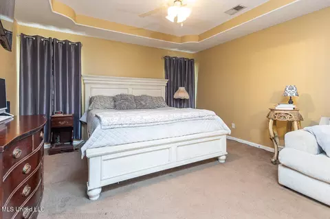 Bedroom - 994 Deer Creek Dr, Hernando, MS 38632 photo 1 of 4