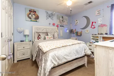 Bedroom - 994 Deer Creek Dr, Hernando, MS 38632 photo 3 of 4