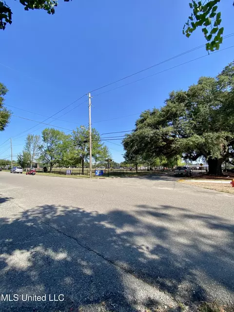 620 Williams Ave, Picayune, MS 39466 photo 4
