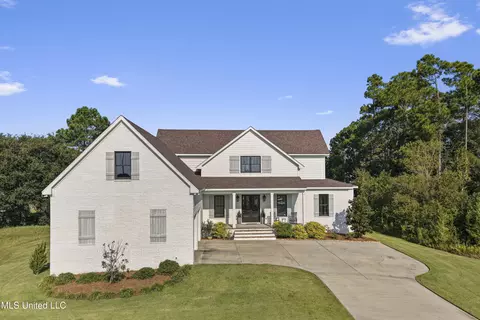 407 Goose Pointe Blvd, Biloxi, MS 39531