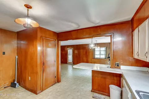 Other - 415 Sylvan Trl, Jackson, MS 39209 photo 3 of 13