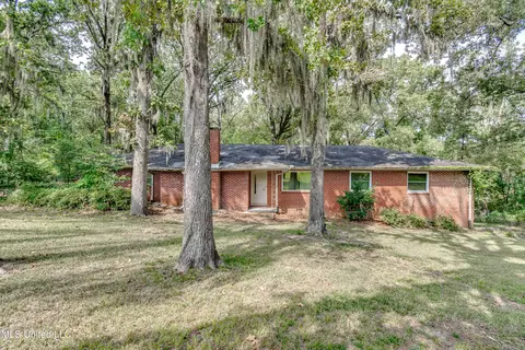 415 Sylvan Trl, Jackson, MS 39209