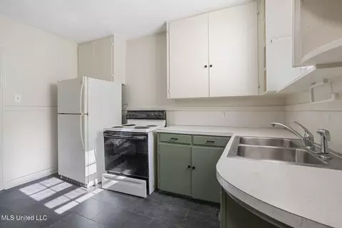 Kitchen - 3718 N State St, Jackson, MS 39216 photo 1 of 2
