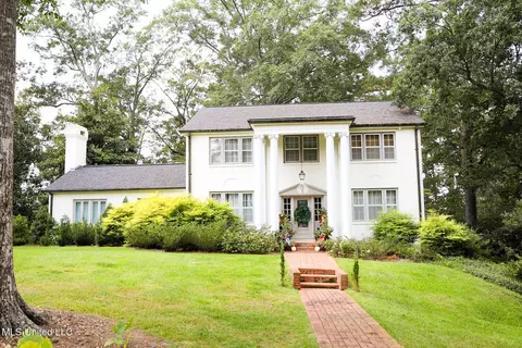 670 S Cleveland Ave, Brookhaven, MS 39601