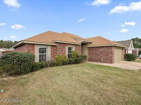 Exterior - 407 Cedar Trce, Pearl, MS 39208 photo 2 of 5