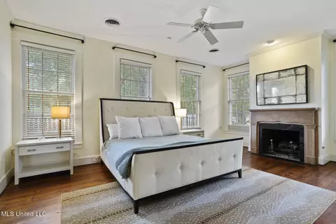 1017 Pinehurst Pl, Jackson, MS 39202 photo 7