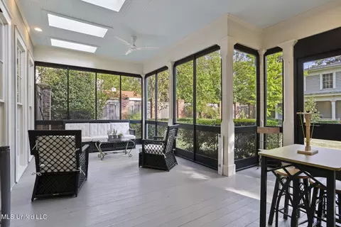 1017 Pinehurst Pl, Jackson, MS 39202 photo 36
