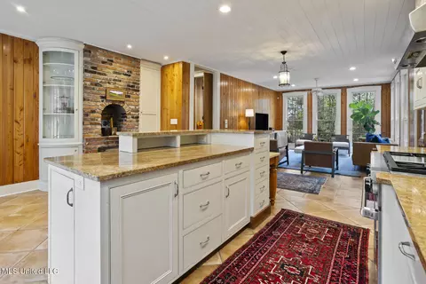 1017 Pinehurst Pl, Jackson, MS 39202 photo 33