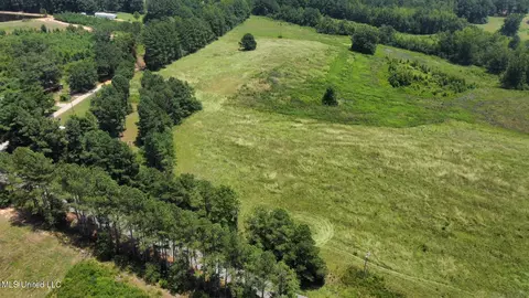 1 County Road 444, Philadelphia, MS 39350