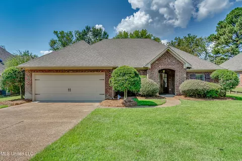 119 Brierfield Dr, Madison, MS 39110