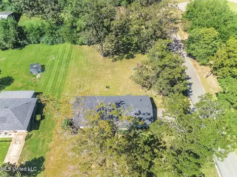 View/Area - 414 Pecan Blvd, Wiggins, MS 39577 photo 1 of 1