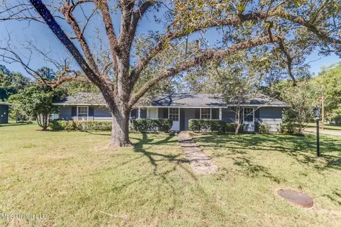 414 Pecan Blvd, Wiggins, MS 39577