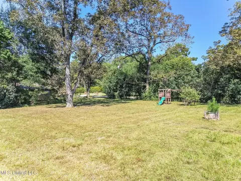 Exterior - 414 Pecan Blvd, Wiggins, MS 39577 photo 3 of 4