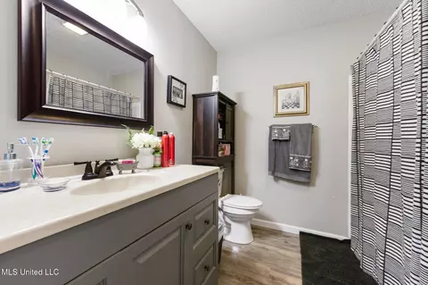 Bath - 446 Park St, Lucedale, MS 39452 photo 2 of 2