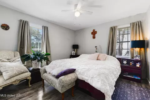 Bedroom - 446 Park St, Lucedale, MS 39452 photo 3 of 6