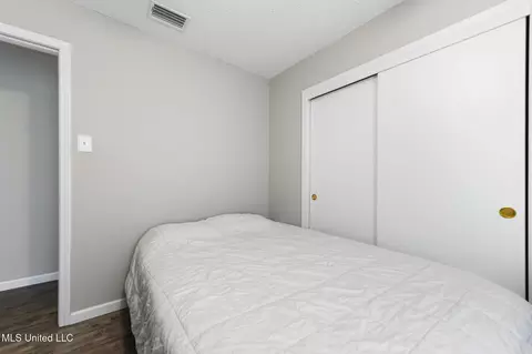 Bedroom - 446 Park St, Lucedale, MS 39452 photo 5 of 6