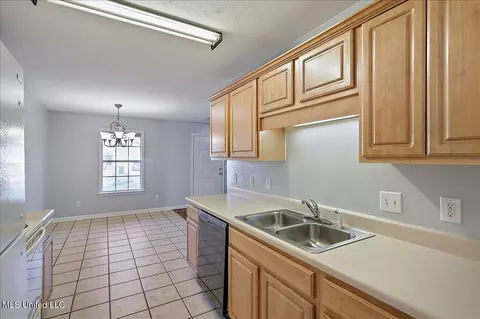 782 Whippoorwill Dr, Brandon, MS 39047 photo 13