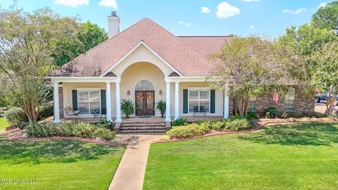 106 Glenside Dr, Brandon, MS 39042