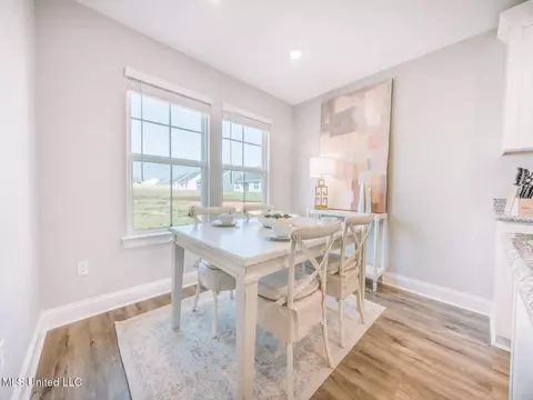 Dining - 7970 Buttonbush Rd, Biloxi, MS 39532 photo 1 of 1