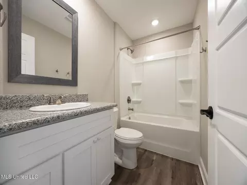 Bath - 7970 Buttonbush Rd, Biloxi, MS 39532 photo 3 of 3