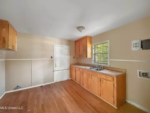 2611 Lilly St, Jackson, MS 39213 photo 5