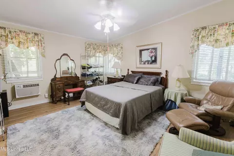 Bedroom - 3940 Forest Hill Rd, Jackson, MS 39212 photo 6 of 7